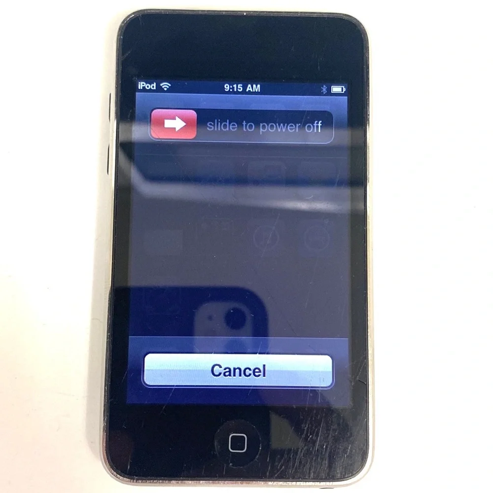 Apple iPod Touch Black/Silver 4th Generation 8GB